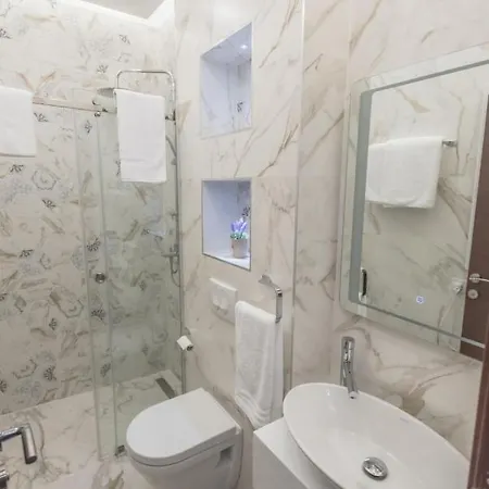 Aparthotel Samokres Sa Bazenom